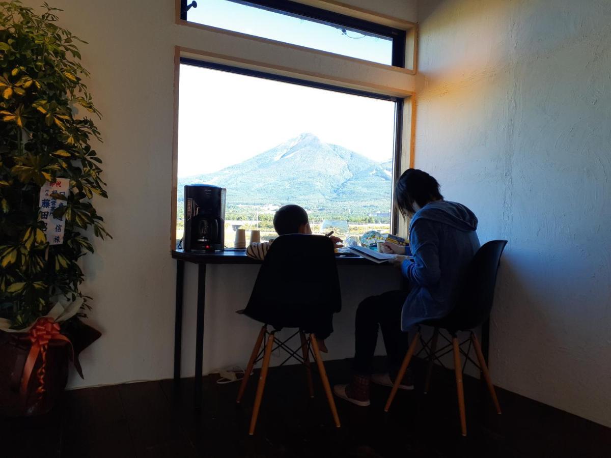 Guest House Inawashiro~Hanbog~ Екстер'єр фото