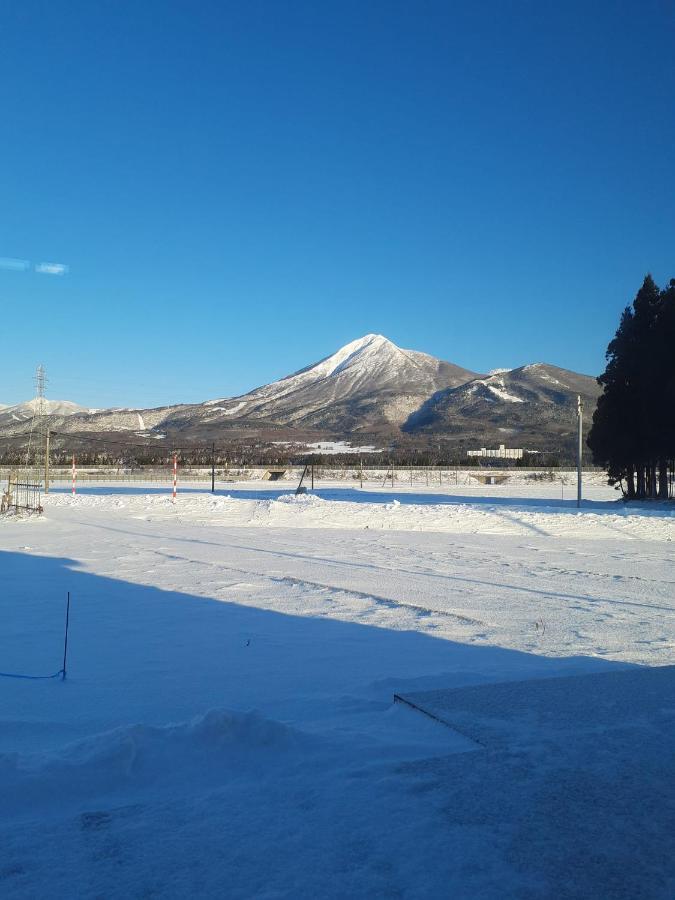 Guest House Inawashiro~Hanbog~ Екстер'єр фото