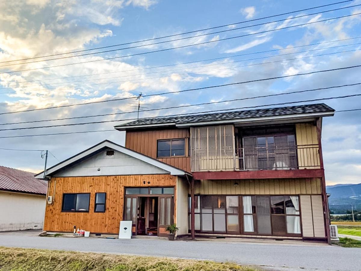 Guest House Inawashiro~Hanbog~ Екстер'єр фото
